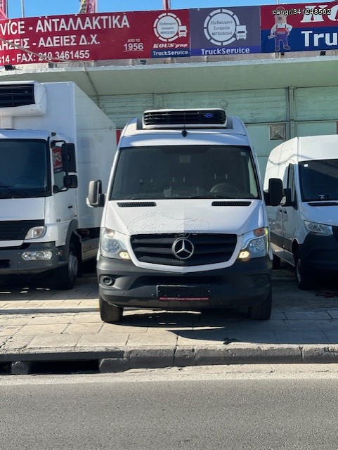 Ψυγείο Mercedes-Benz 2015 313CDI