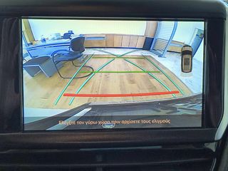 Peugeot 2008 2019 1.2 PureTech 82 Signature-thumb-10