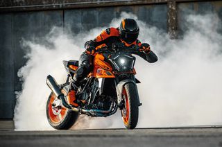 KTM 2024 990 DUKE 2024-thumb-1