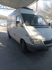 Mercedes-Benz '07 Sprinter 