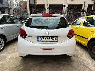 Peugeot 208 2019-thumb-6