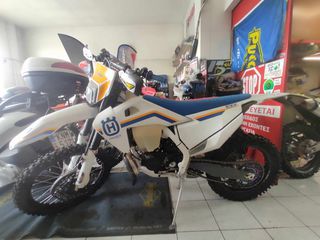 Husqvarna TE 300 2023-thumb-1