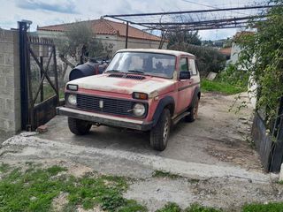 Lada Niva 1996-thumb-1