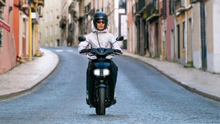 Yamaha NEOs Easy 2025 ΗΛΕΚΤΡΙΚΟ ΣΕ ΠΡΟΣΦΟΡΑ -390 € ΣΥΝ ΕΠΙΔΟΤΗΣΗ 20%-thumb-2
