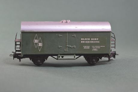 Βαγόνι MÄRKLIN HO (1:87) 4415 φορτάμαξα-ψυγείο "Black Bart"