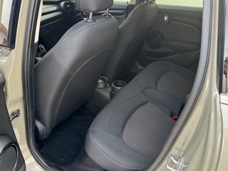 Mini Cooper D 2018-thumb-8
