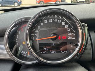 Mini Cooper D 2018-thumb-13
