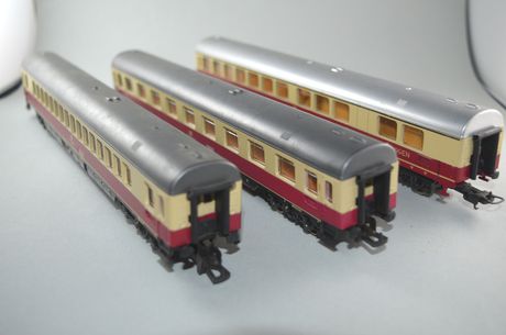 Βαγόνια LIMA HO (1:87) Σετ 3 Επιβαταμαξών IC "TEE - Trans Europe Express"