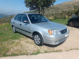 Hyundai Accent '03