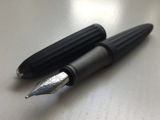 Πένα Diplomat Aero μαύρη αχρησιμοποίητη