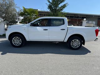 Nissan Navara 2018-thumb-6