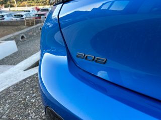 Peugeot 208 2026 1.2 PureTech 100 Allure-thumb-5