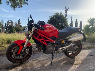 Ducati Monster 696 '09