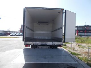 Ψυγείο Mercedes-Benz 2006-thumb-9