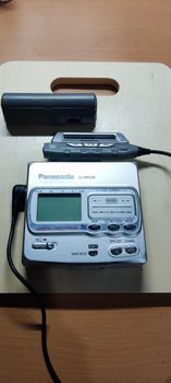 Panasonic mini disk player & recorder 