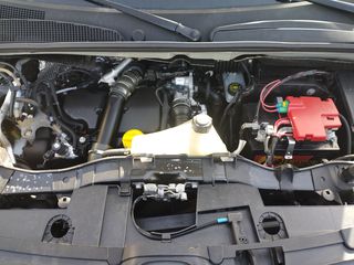 Renault Kangoo 2018 Rapid Maxi dCi 90 Extra EDC-thumb-8