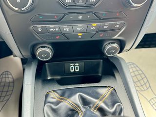 Ford Ranger 2017  3.2 TDCi Wildtrak 4x4-thumb-77