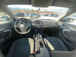 Opel Insignia 2010 1.8-thumb-9