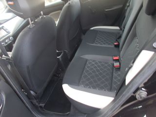 Nissan Micra 2018 IG-T 90 Acenta-thumb-26