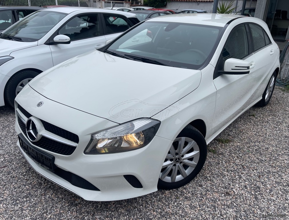 Mercedes-Benz A 160 '18 A160d Business Camera