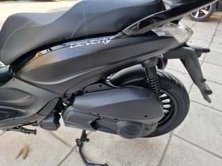 Piaggio Beverly 300i 2016 ΜΑΤ ΧΡΩΜΑ-ΑΡΙΣΤΗ ΚΑΤΑΣΤΑΣΗ!!-thumb-6