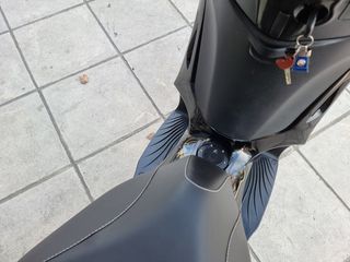 Piaggio Beverly 300i 2016 ΜΑΤ ΧΡΩΜΑ-ΑΡΙΣΤΗ ΚΑΤΑΣΤΑΣΗ!!-thumb-14