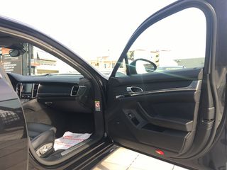 Porsche Panamera 2015 S E-HYBRID - PLUG IN BLACK EDITION-thumb-16