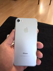 Apple iPhone 7 Silver (32GB)-thumb-2