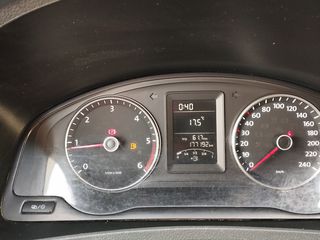 Διπλοκάμπινο Volkswagen 2013 T5  114PS EURO5  6 ΘΕΣΙΟ-thumb-5