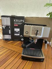 Καφετιέρα Espresso Krups XP5600 Inox