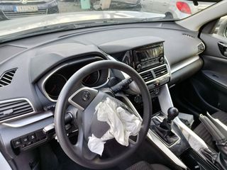Mitsubishi Eclipse Cross 2019 1.5 ECLIPSE CROSS-thumb-18