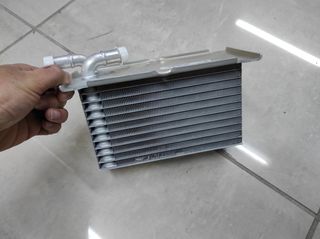 03F145749B ΓΝΗΣΙΟ ΨΥΓΕΙΟ INTERCOOLER ΓΙΑ ΠΟΛΛΑ ΜΟΝΤΕΛΑ VOLKSWAGEN-AUDI-thumb-2