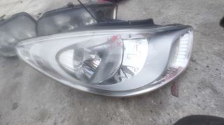 Φανάρι εμπρός δεξιά Hyundai i10 2011