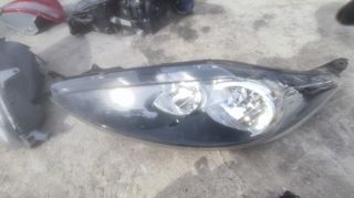 Φανάρι εμπρός αριστερό Ford fiesta 2011