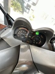 Aprilia Atlantic 250 2009-thumb-9