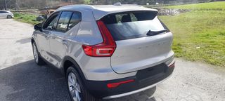 Volvo XC40 '24 T2 CORE 129 HP