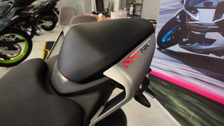 CFmoto 450NK 2026 GALAXY GREY 2026-thumb-10