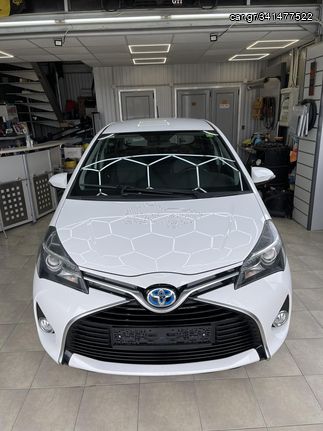 Toyota Yaris '14 YARIS 2014 HYBRID 