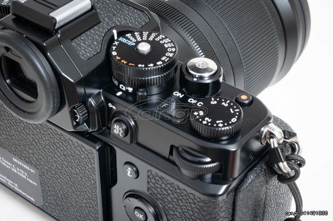 Nikon Zf 24MP full frame με φακό Nikkor S 24-70 f/4