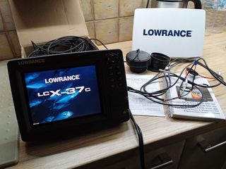 Lowrance lcx-37c
