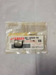 ΤΑΠΑ ΜΠΡΑΚΕΤΟΥ YAMAHA 6/8 HP              6G1-42528-00-00