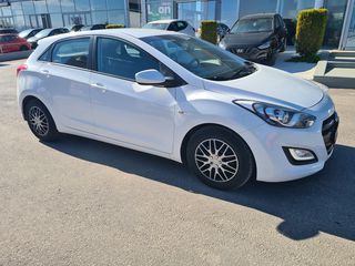 Hyundai i 30 2016 CRDi  blue Trehd-thumb-3