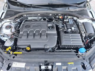 Skoda Octavia 2019-thumb-1