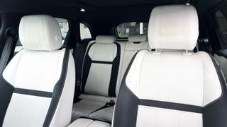Land Rover Range Rover Velar 2019 3.0D V6 S 275 HP (EL1233)-thumb-23