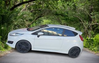 Ford Fiesta '16 ST LINE ●ΠΕΤΡΕΛΑΊΟΥ ΕΥΚΑΙΡΙΑ