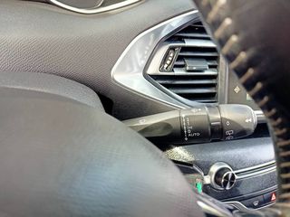 Peugeot 308 2015 1.2 e-THP GT-Line 130Hp-thumb-13