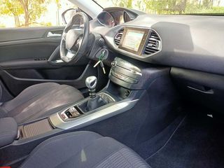 Peugeot 308 2015 1.2 e-THP GT-Line 130Hp-thumb-23
