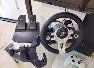 Τιμονιέρα Spirit of Gamer R-Ace Wheel Pro 2, με Μοχλό Ταχυτήτων και Πετάλια. Διαθέτει και βάση στηριξης