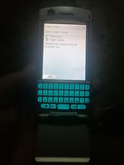Sony Ericsson P990i -thumb-1