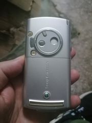 Sony Ericsson P990i -thumb-2